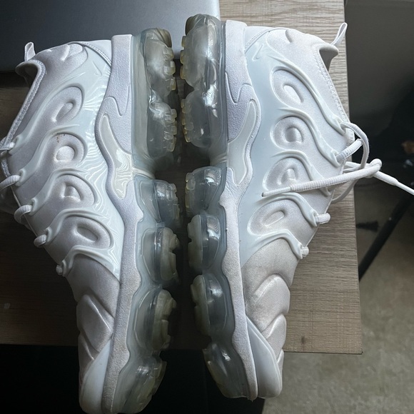 Nike Air Vapormax plus White - Picture 10 of 11